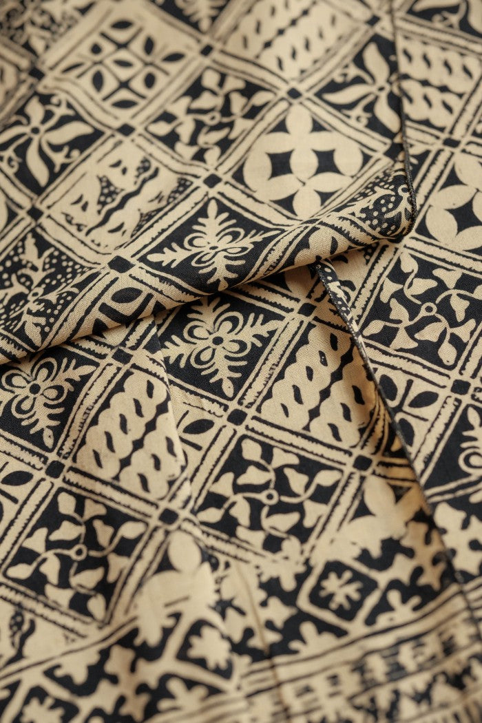 Scarf Batik Tambal - Black | DNE