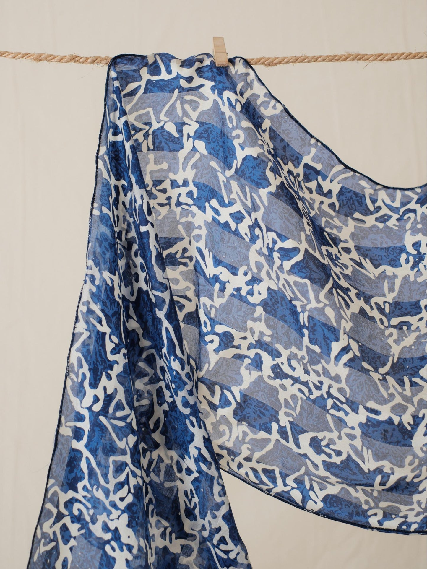 Syal Batik Sutra - Semilir - Blue - 35