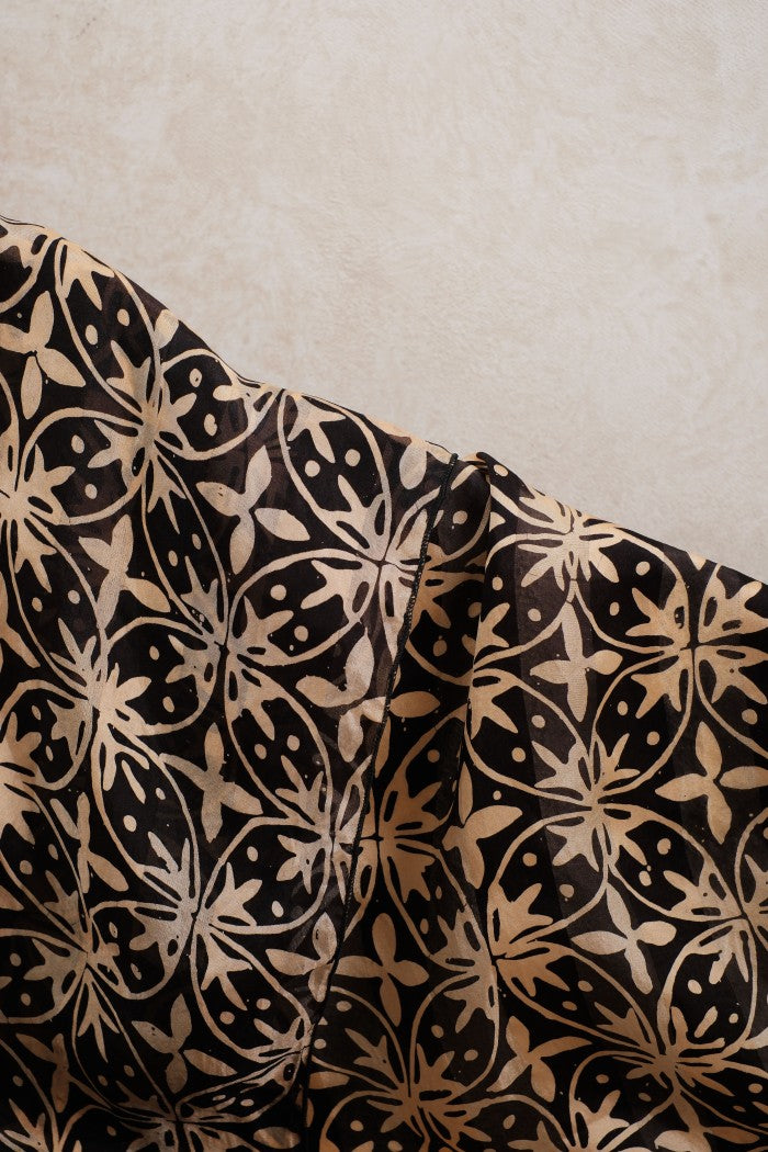 Syal Batik Sutra Kawung Bribil - Black - 45