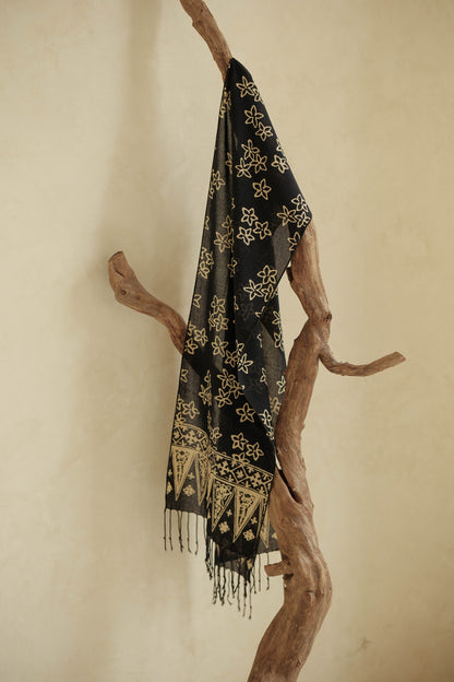 Scarf Batik Bunga Melati - Black | DNE