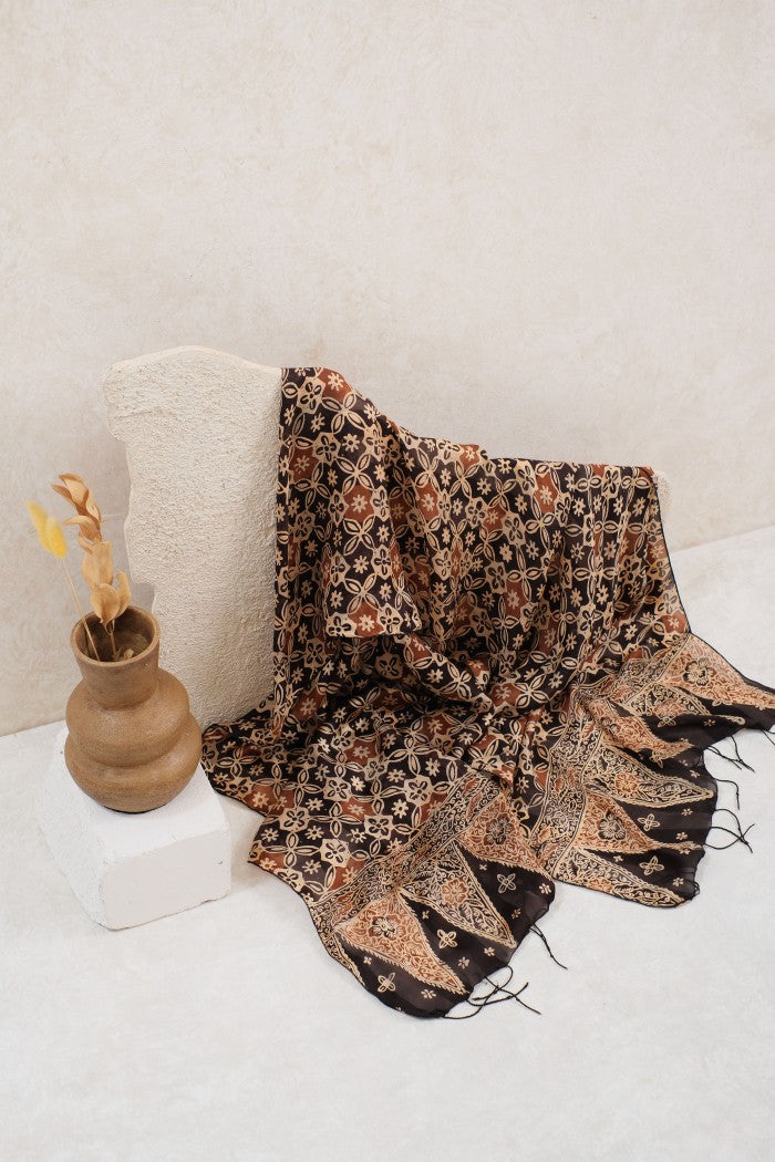 Syal Batik Sutra Kawung Bunga - Brown - 45
