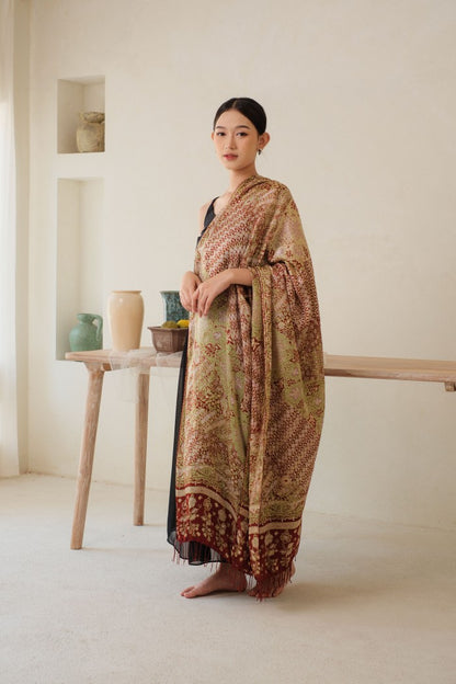 Rimba Jawi in Green - Selendang Sutra Batik Tulis