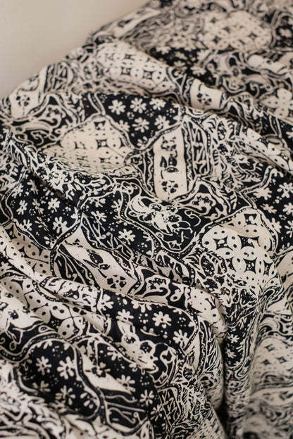 Selendang Batik TCE Sekar Jagad Black - 80