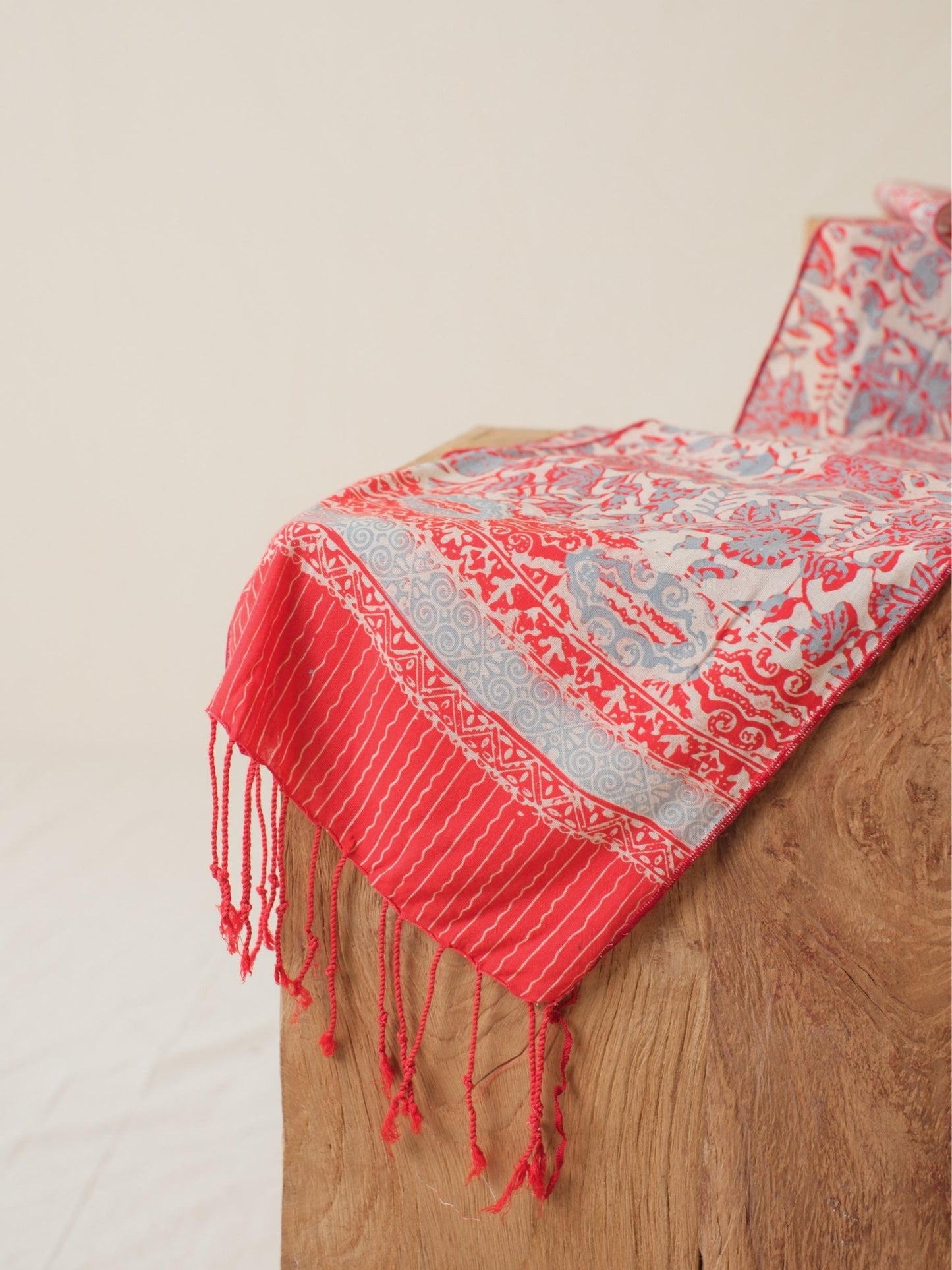 Scarf Batik Apusan - Menari - Pink | DNA