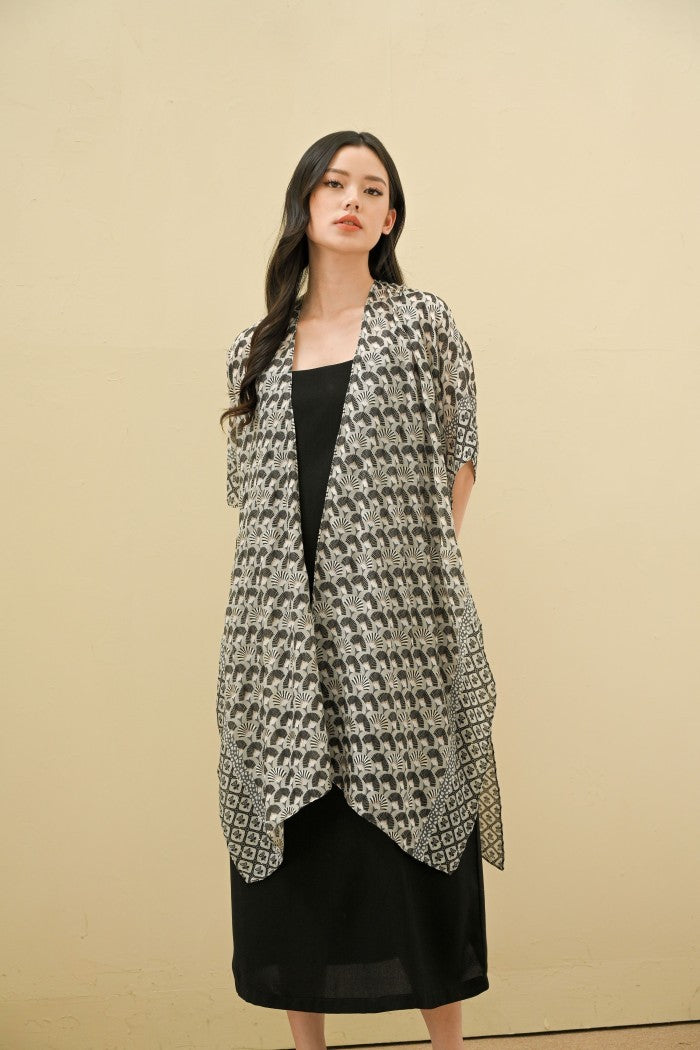 (DEFECT SALE) - Pasha Black Outer