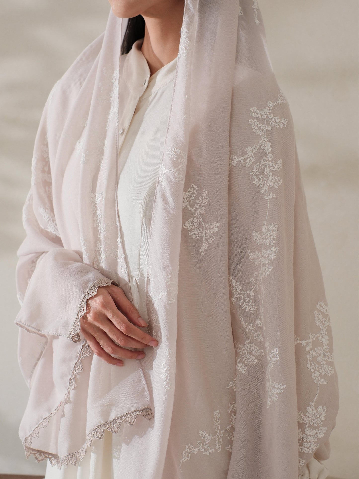 Nyta in Cream Shawl - Selendang Batik