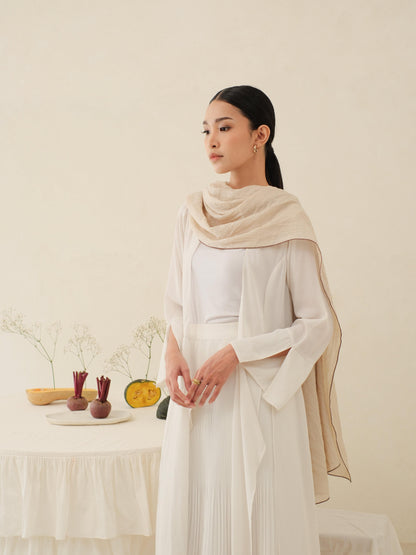 Alma in Cream Shawl - Selendang Batik