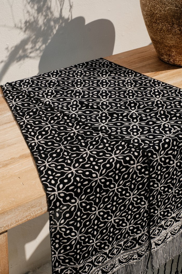 Scarf Batik TCE Kawung 2 Black