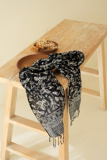 Scarf Batik TCE Daun Rambat Black