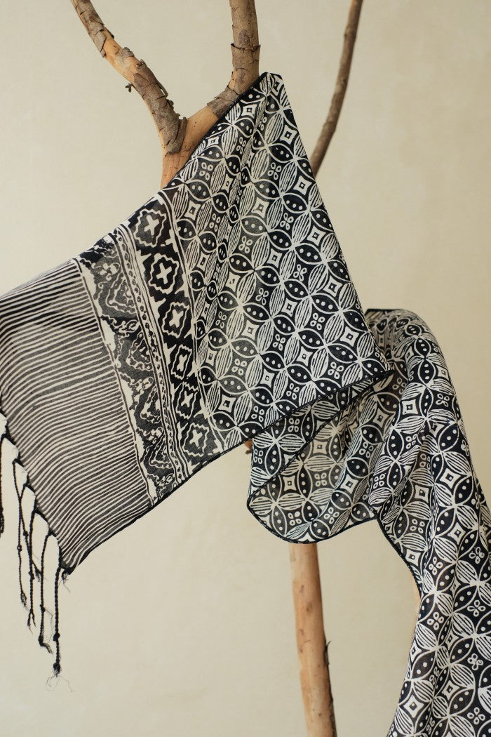 Scarf Batik TCE Kawung Bribil Black