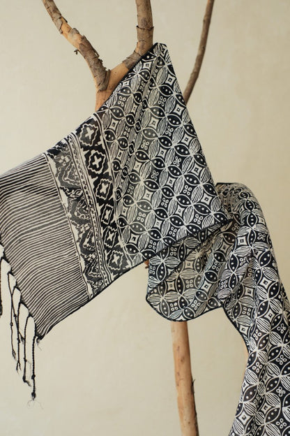 Scarf Batik TCE Kawung Bribil Black