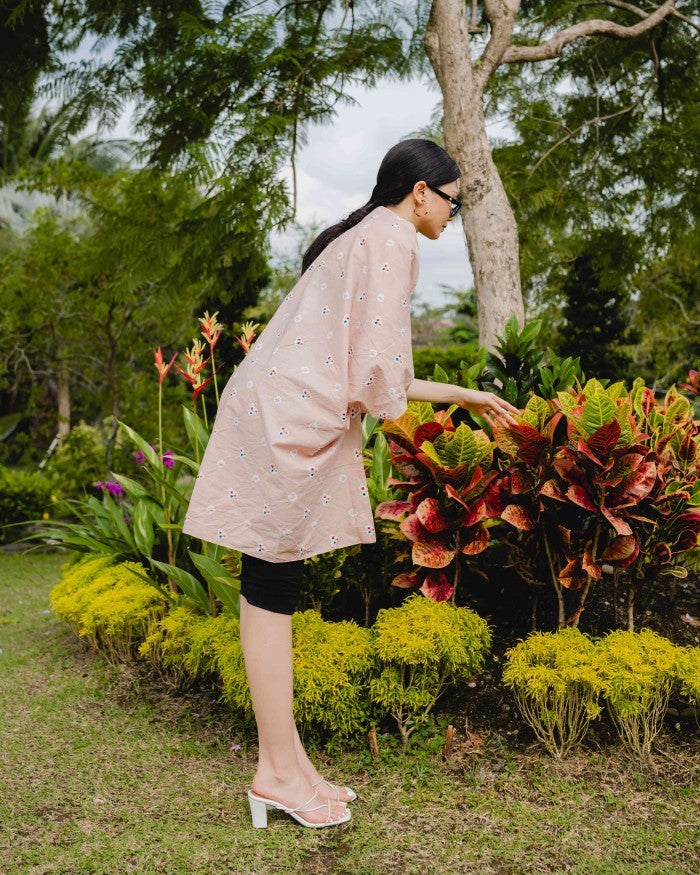 Manika Cream Outer