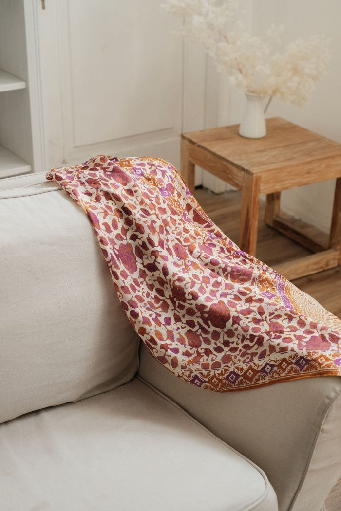 Syal Batik Sutra Gold 01