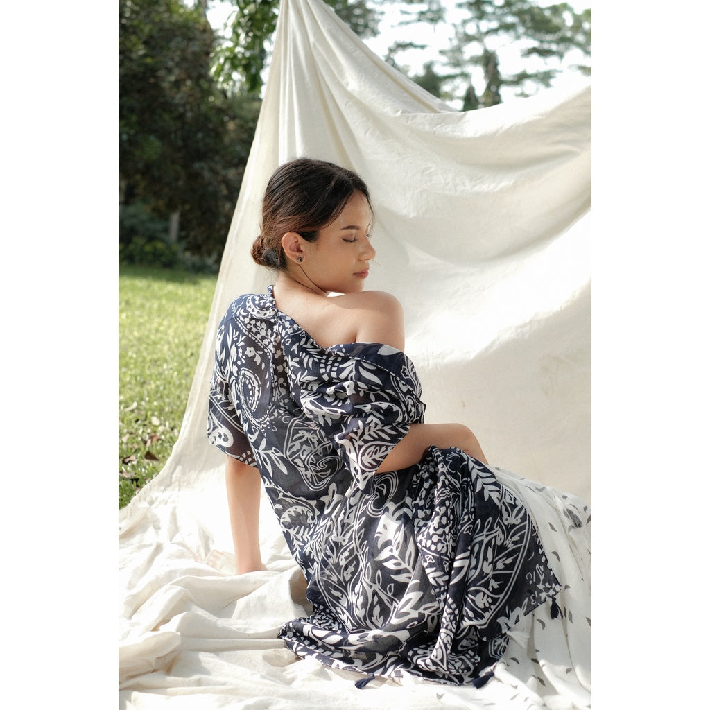 (DEFECT SALE) Sundari Blue Outer