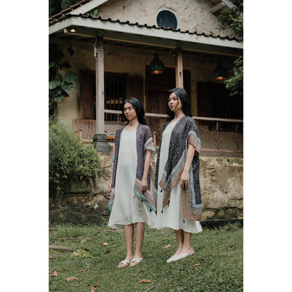 (DEFECT SALE) Jayanti Black Outer