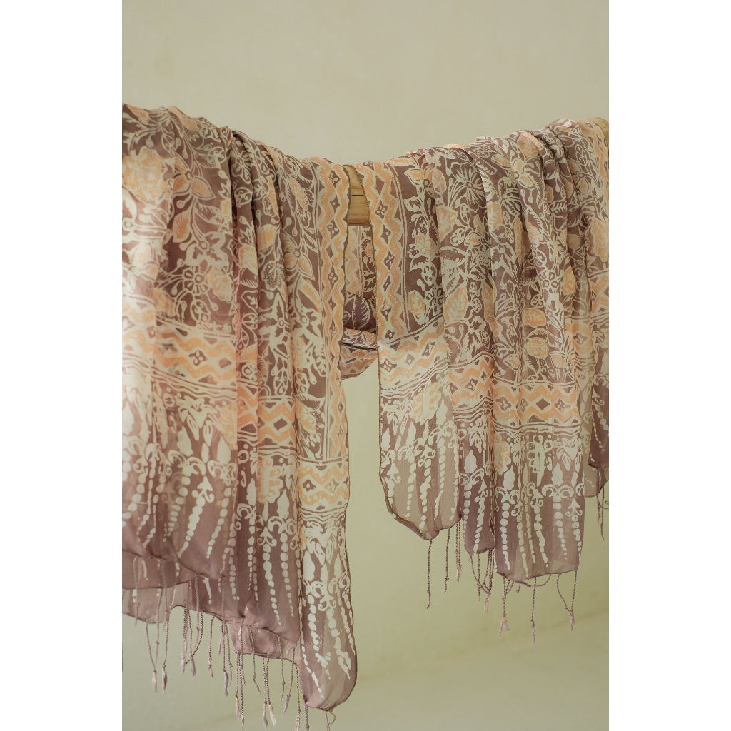 Peacock in Grey - Selendang Sutra Batik