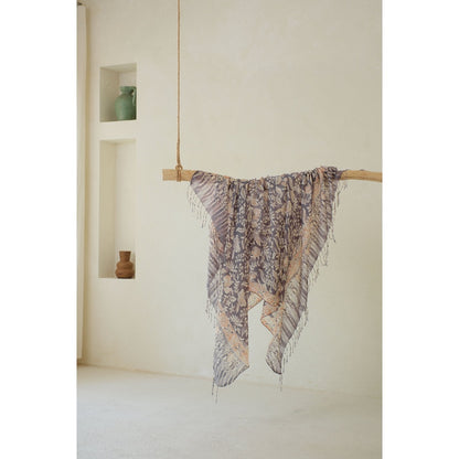 Daun Rambat in Grey - Selendang Sutra Batik
