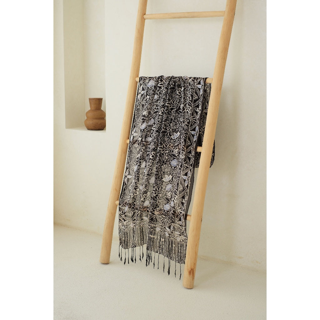 Syal Batik Sutra Peacock in Black - 55