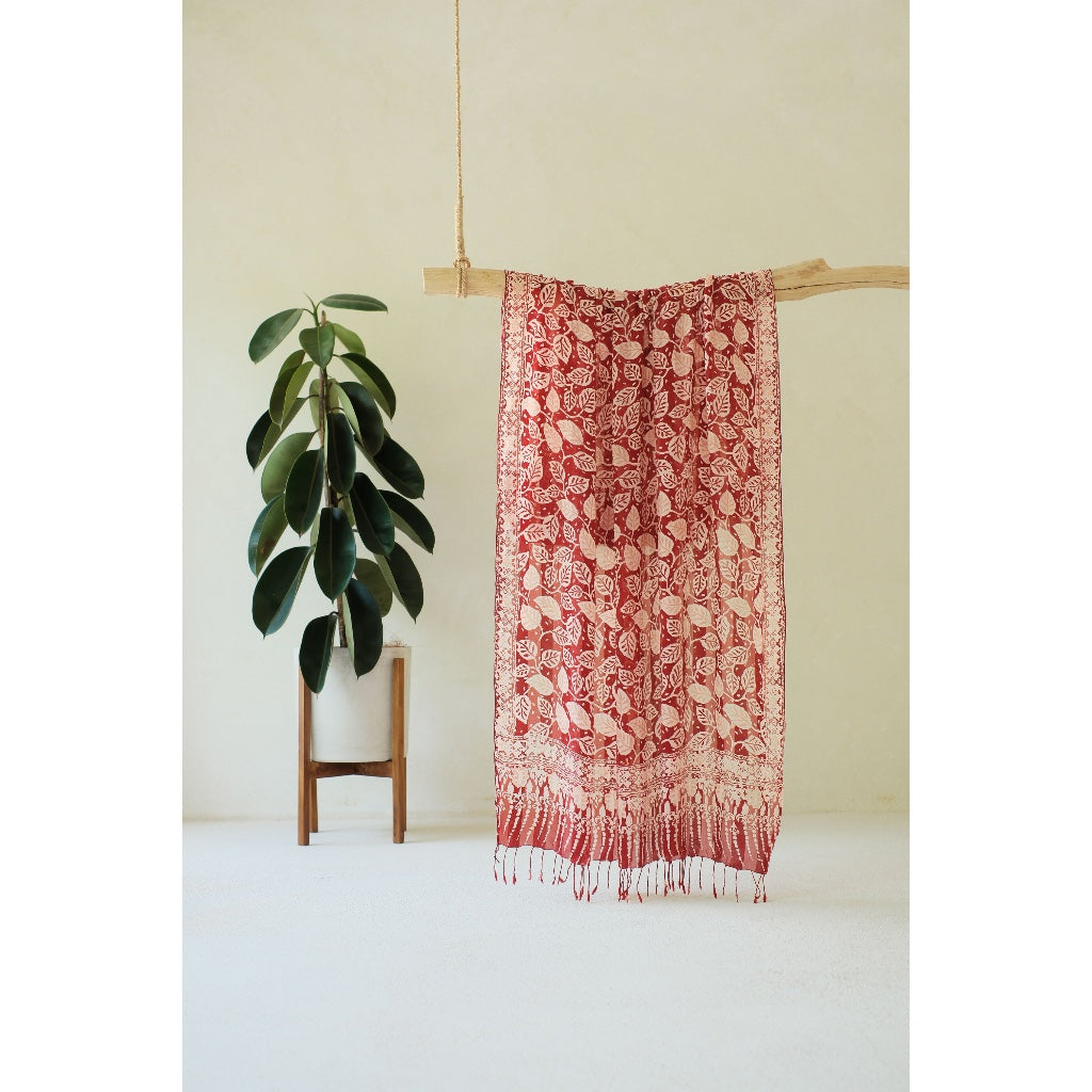 Calathea in Red - Selendang Sutra Batik