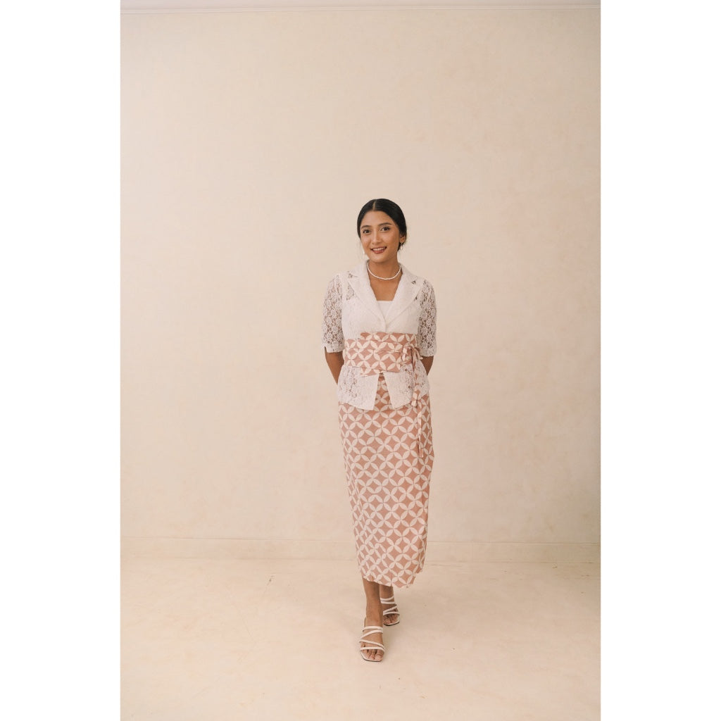 Kana in Cream - Obi Belt Batik