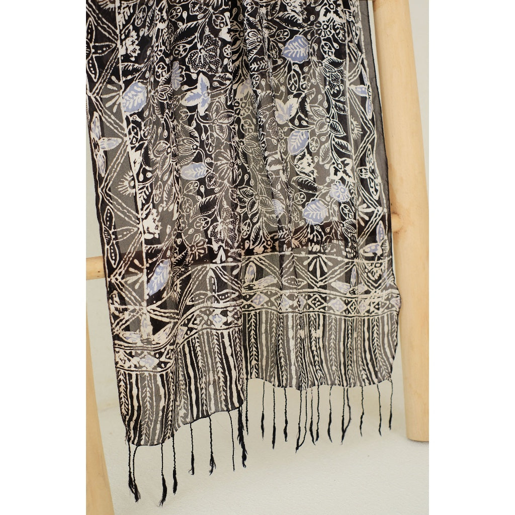 Syal Batik Sutra Peacock in Black - 55