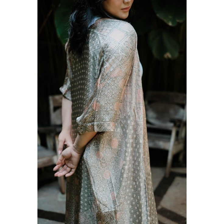 Kirana 63 Outer Kaftan Batik