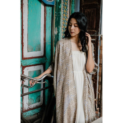 Kirana 60 Outer Kaftan Batik