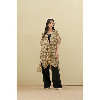 Pasha Brown Outer