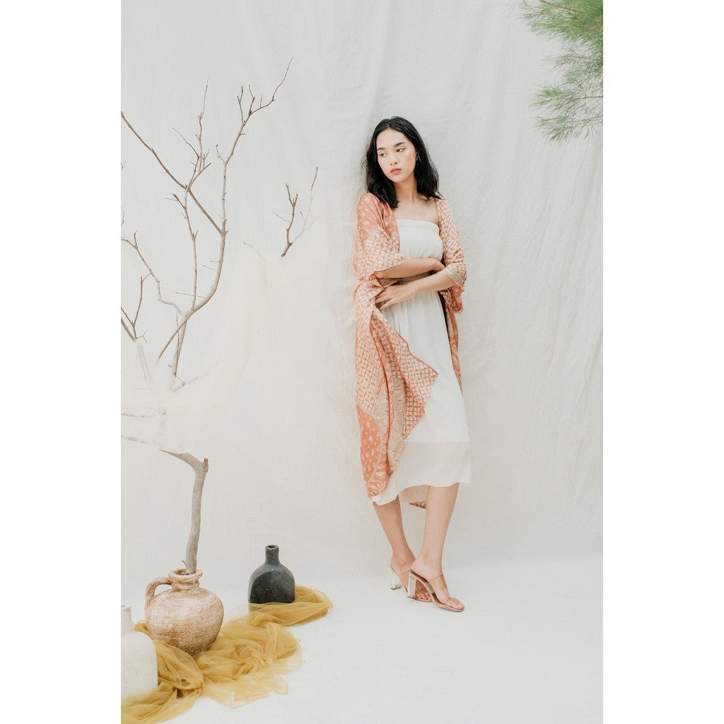 Kirana 57 Outer Kaftan Batik