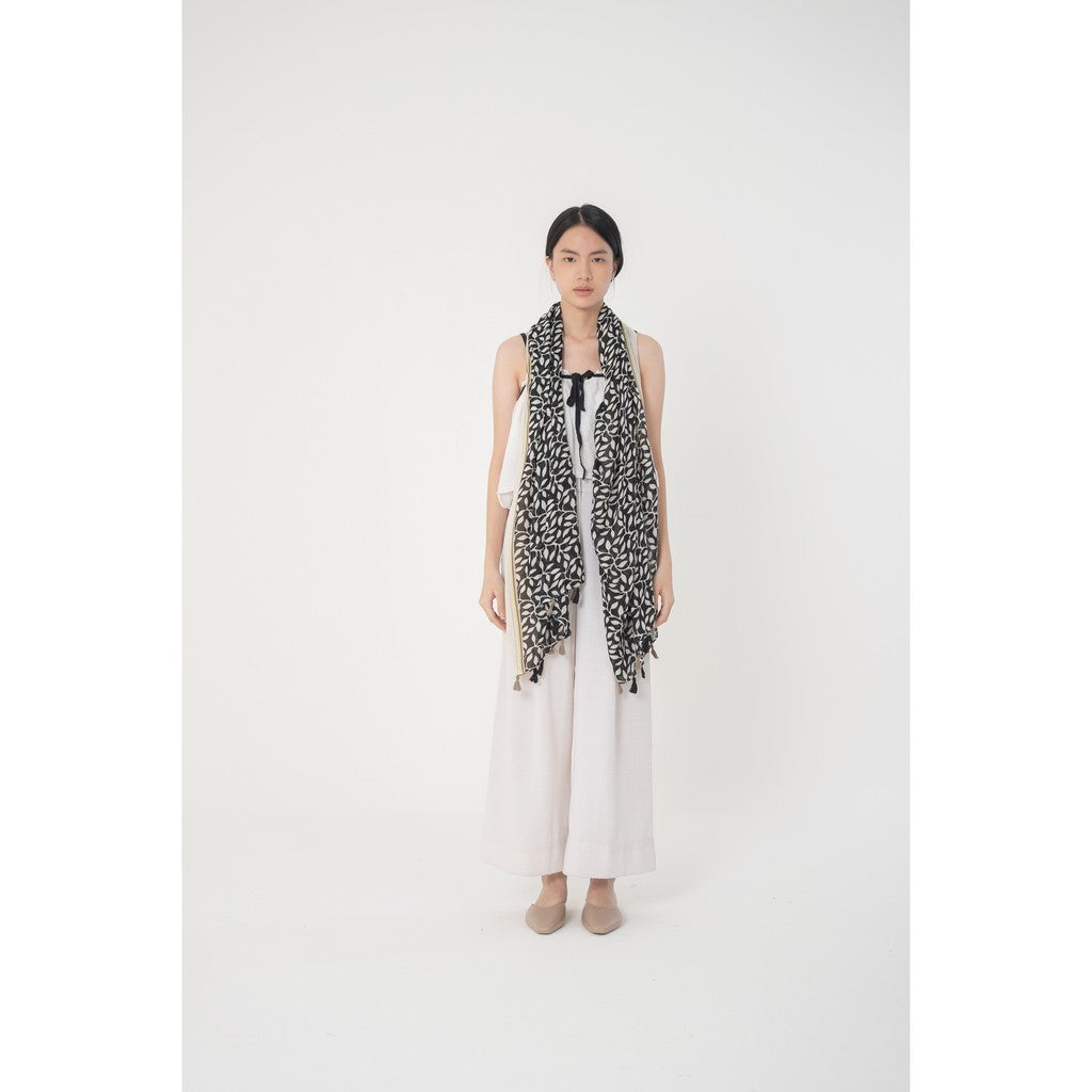 Salma in Black Shawl