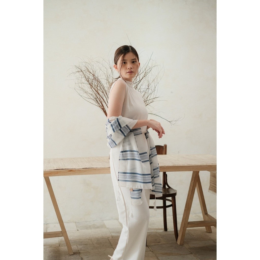Lana Blue Shawl