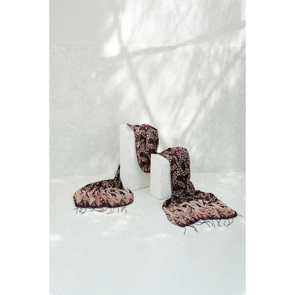 Syal Batik Sutra Daun Bintang - Black - 45