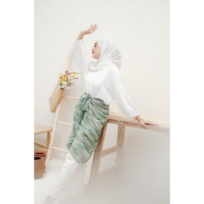 Mira in Green Shawl