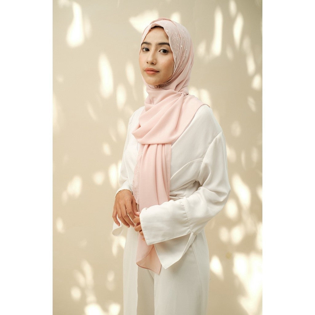 Embroidery HIjab Shawl - Hanna - Blush Pink