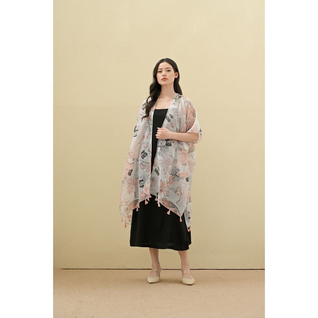 Nayaka in Pink Outer