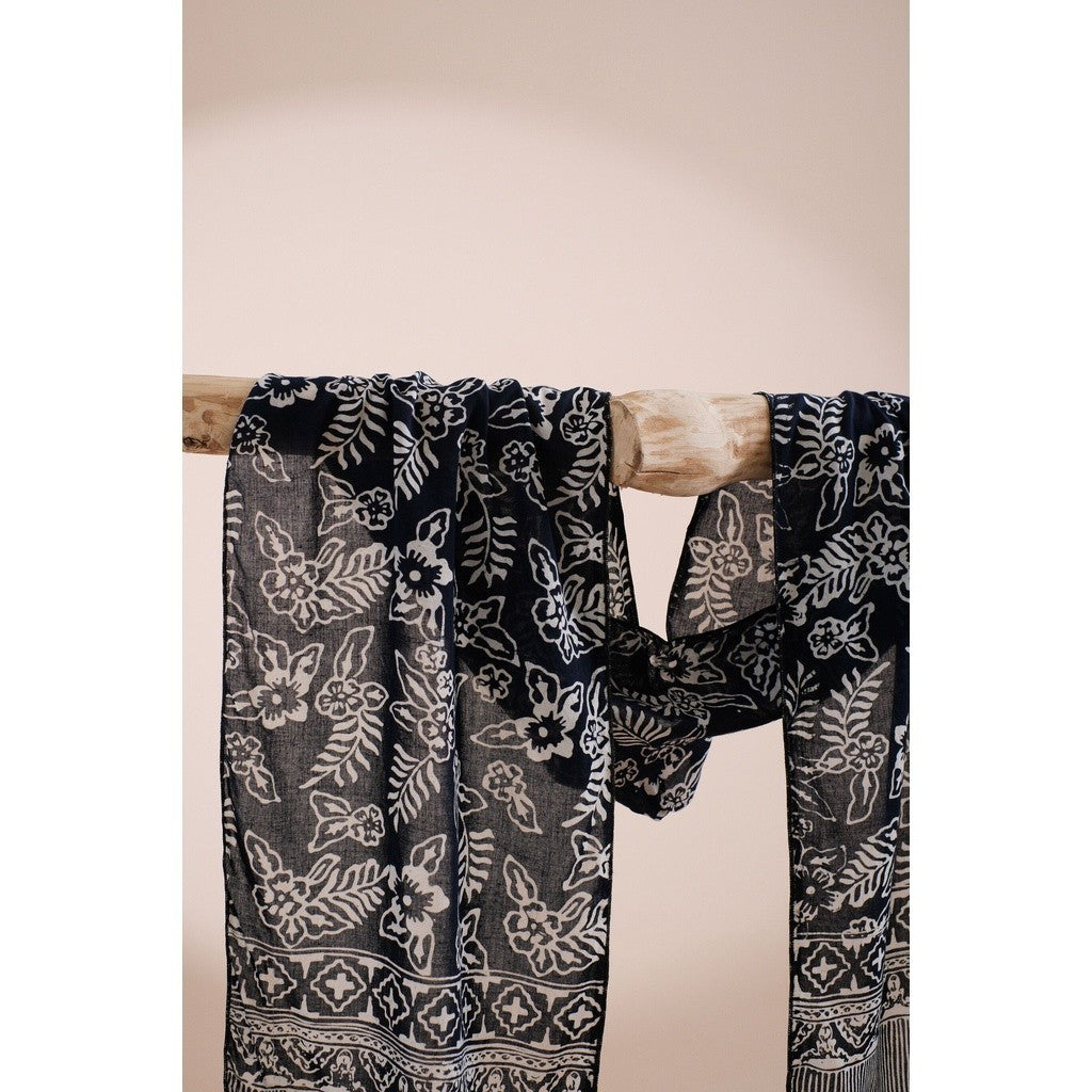 Scarf Batik TCE Daun 2 Black