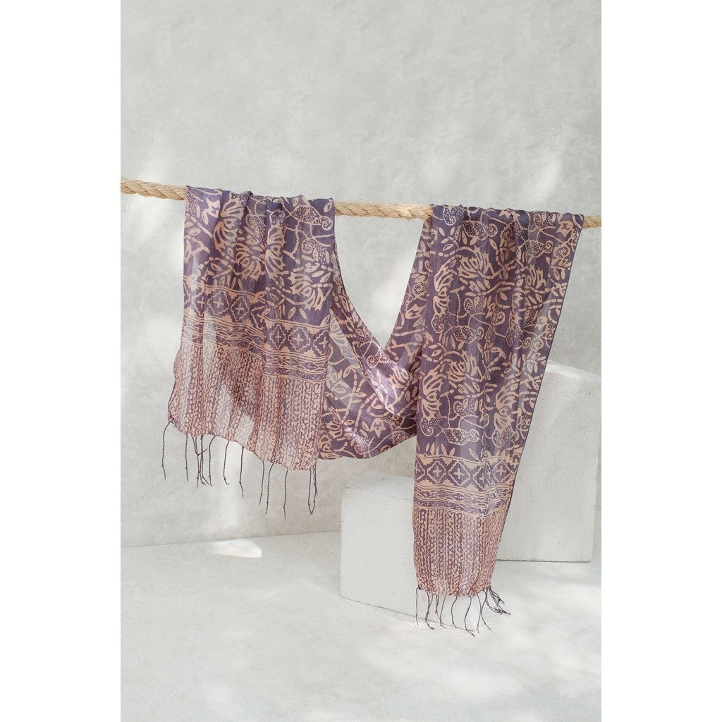 Syal Batik Sutra Taman - Grey - 45