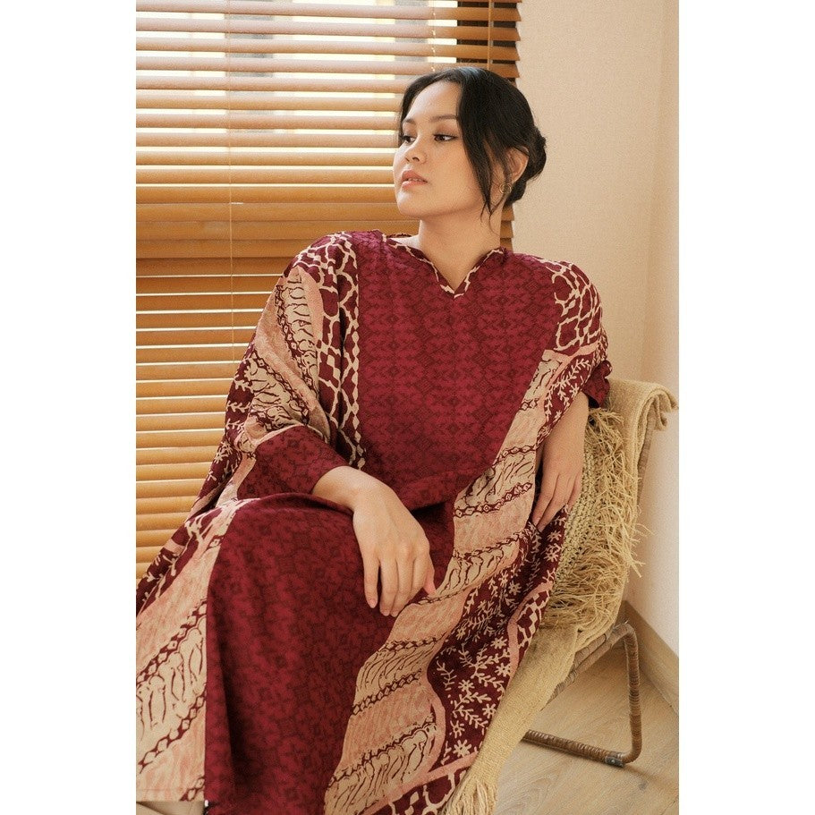 Kaiyana Kaftan Batik Dress - Maroon