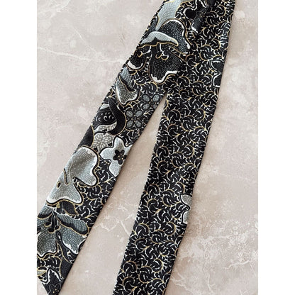 Kora in Black - Twili Pita Syal