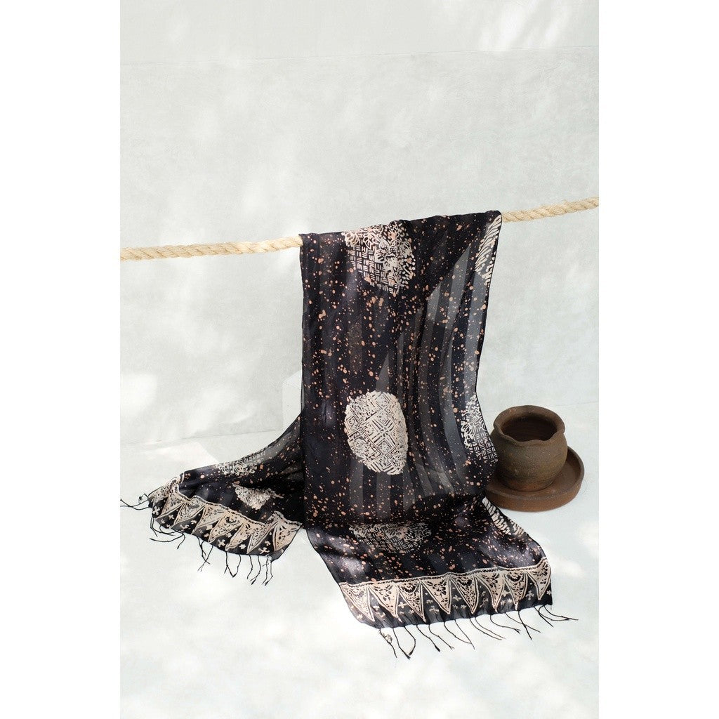 Syal Batik Sutra Jupri - Black - 45