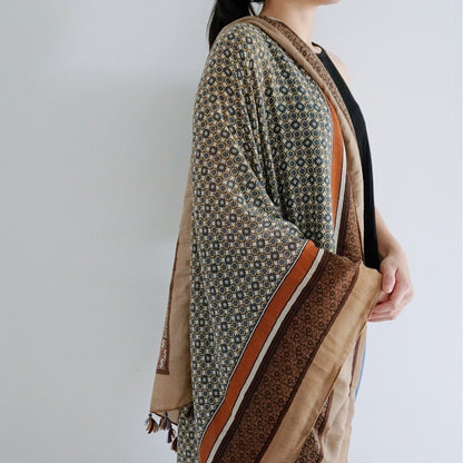 Andara in Brown Shawl