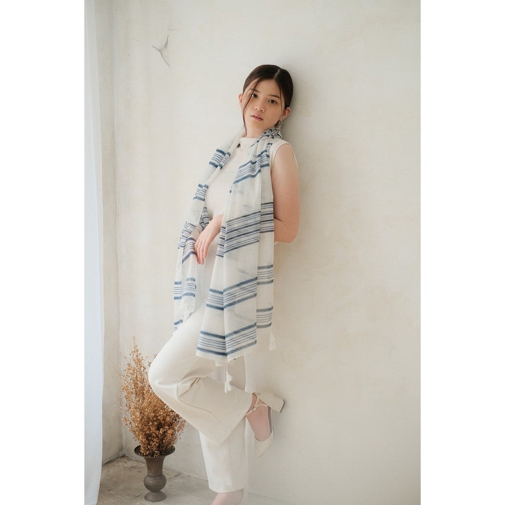 Lana Blue Shawl