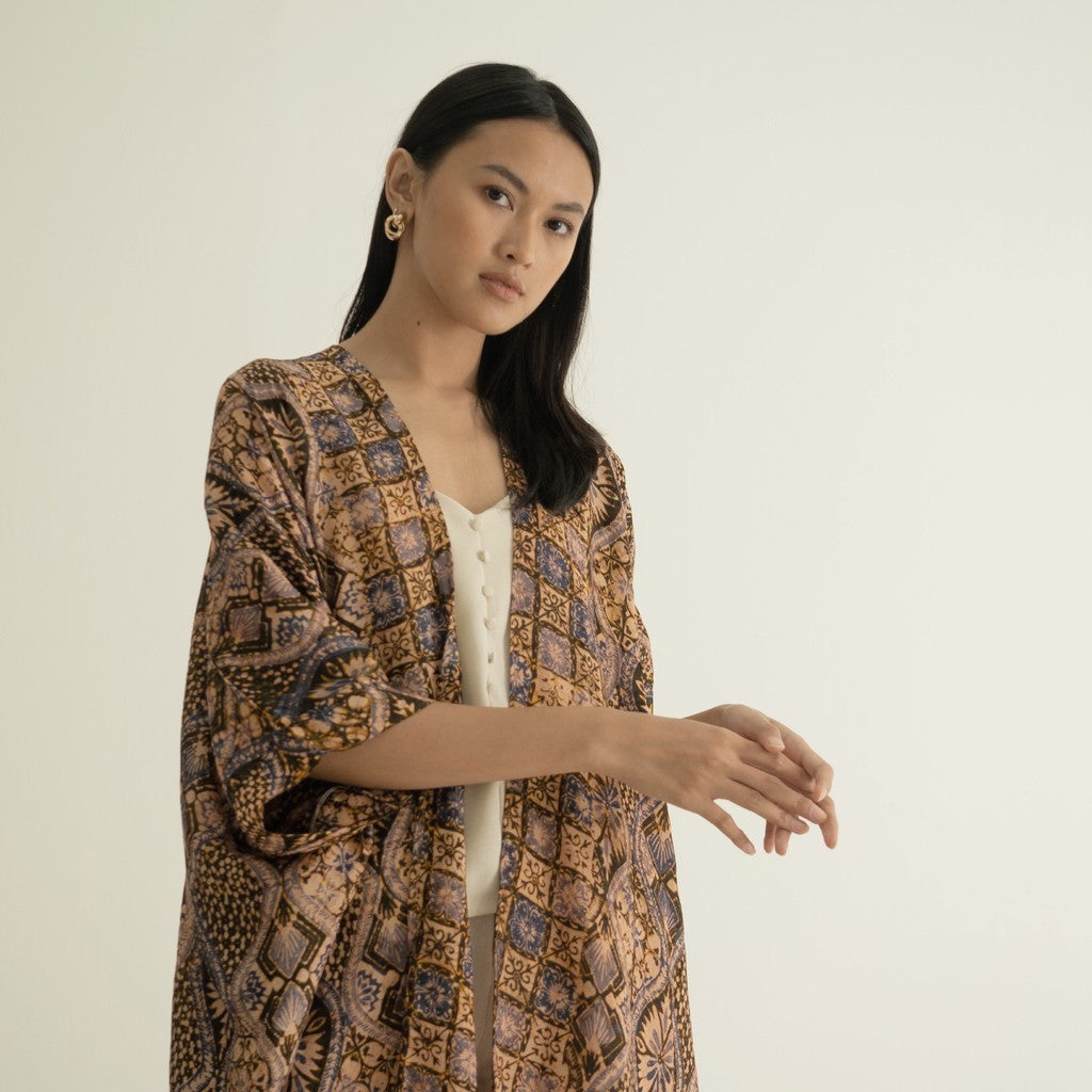 Kirana Batik Outer 37