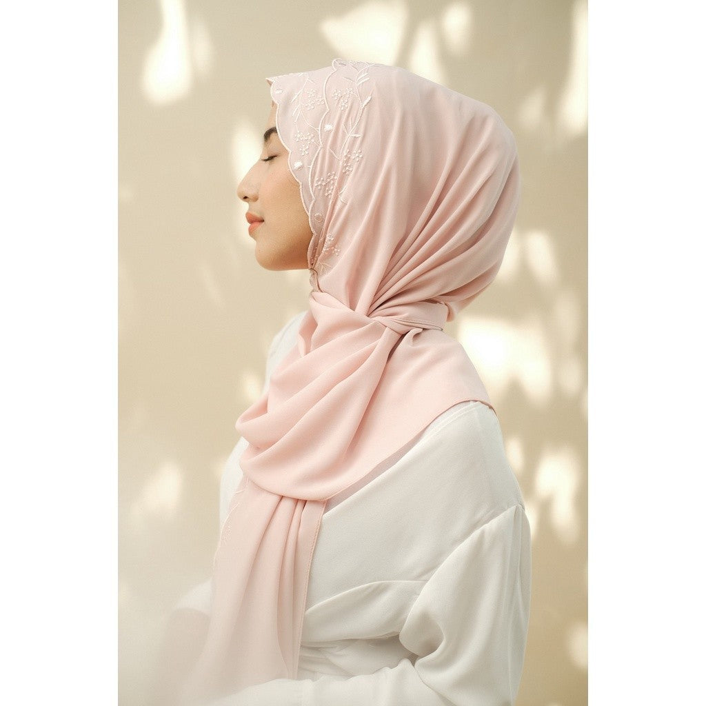 Embroidery HIjab Shawl - Hanna - Blush Pink