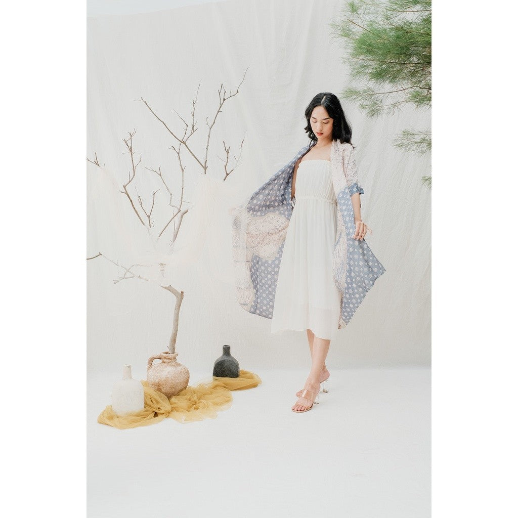 Kirana 53 Outer Kaftan Batik