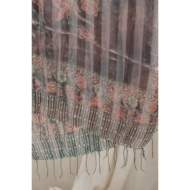 Selendang Batik Sutra Grey 05