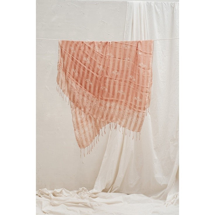 Selendang Batik Sutra Cream 03