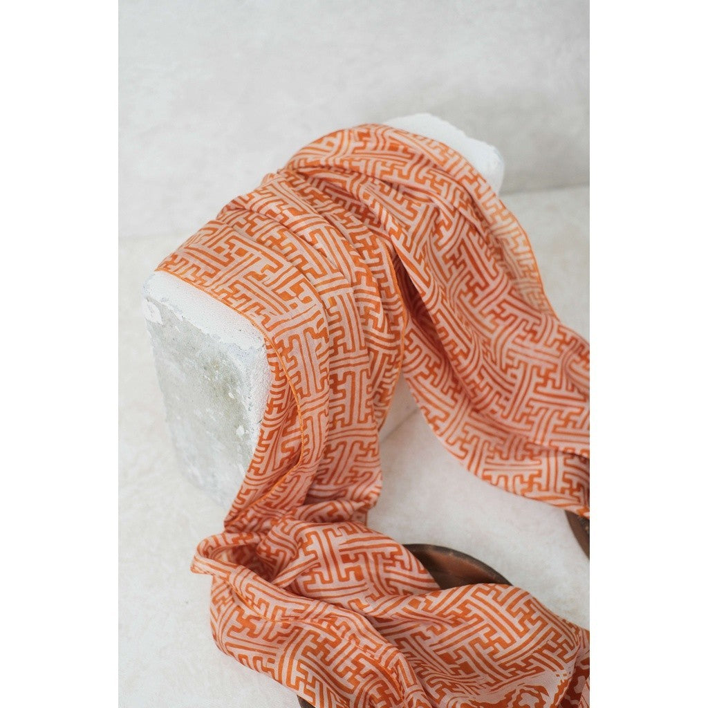 Syal Batik Sutra Rereng Bilik - Orange - 45