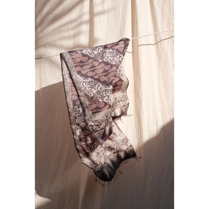 Scarf Batik Bunga Parang - Abu