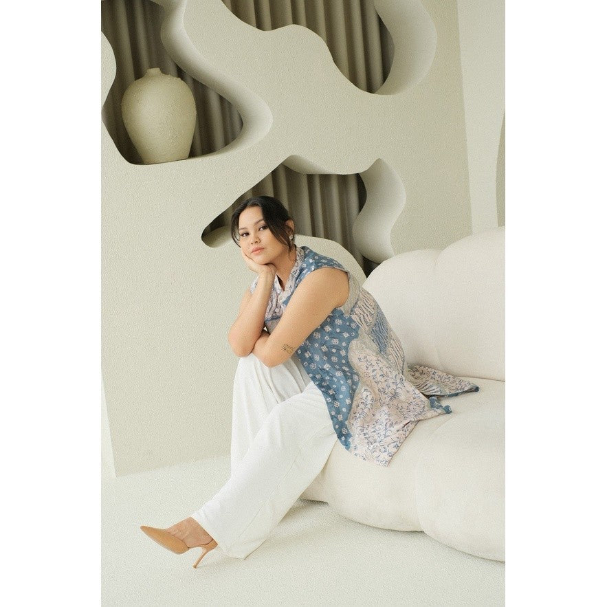 Talitha Tunik in Light Blue - Dress Outer Batik